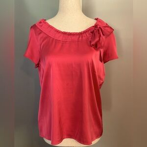 Loft satin petite medium top. Pink in color. New with tags.